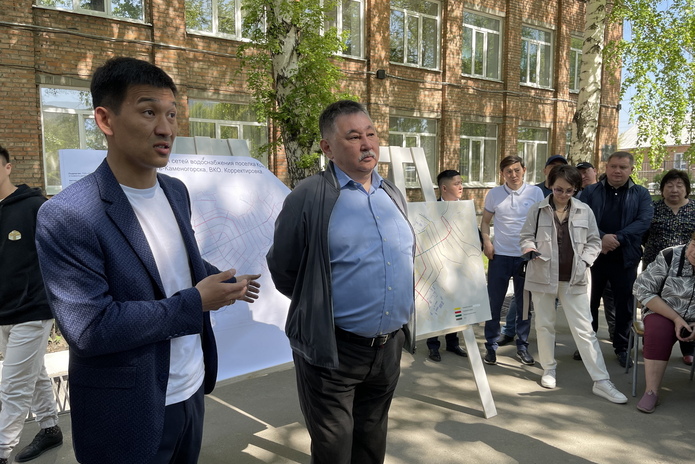 В поселке Красина продолжаются работы по реконструкции водопроводных сетей
